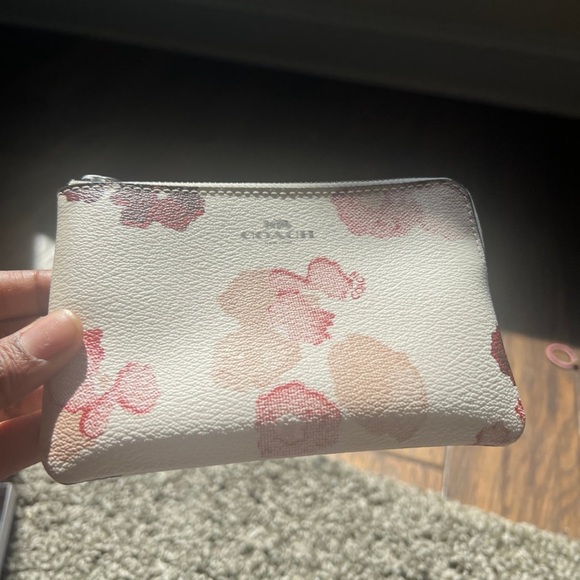 Coach Small Corner Zip Wristlet featuring a floral brushstroke design #1764 - Picture 4 of 11